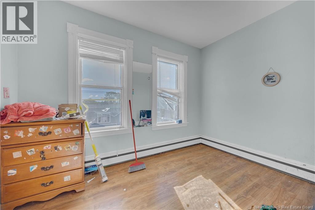 163 GUILFORD STREET - 17