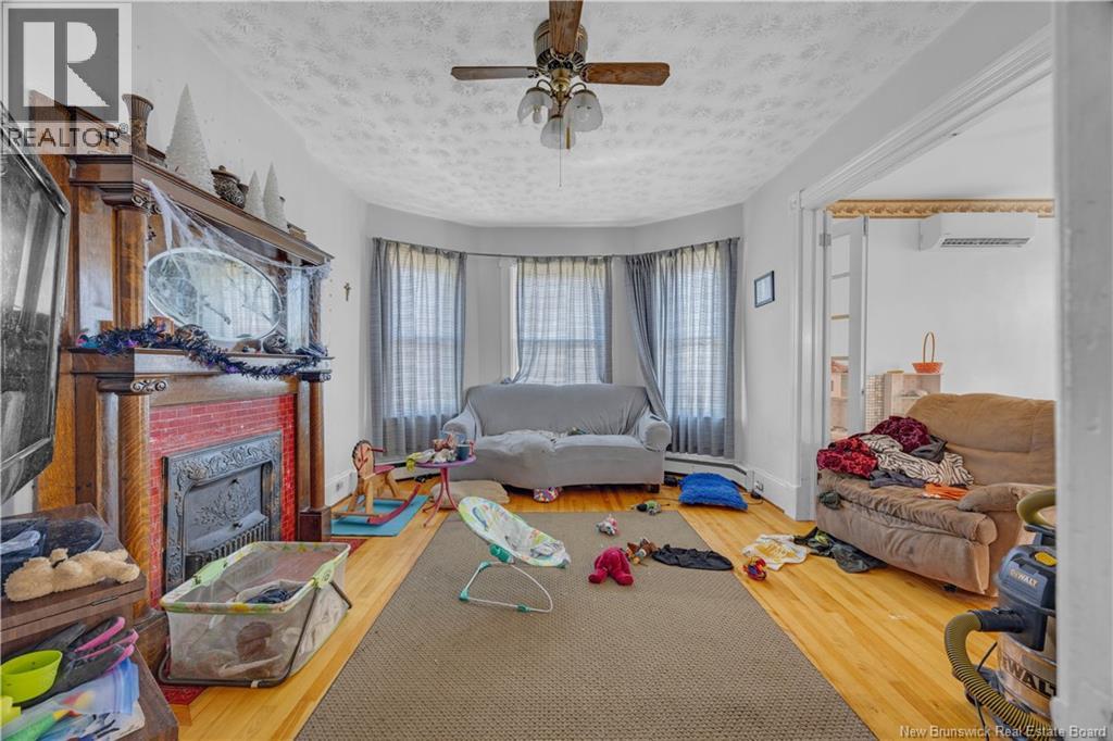 163 GUILFORD STREET - 20