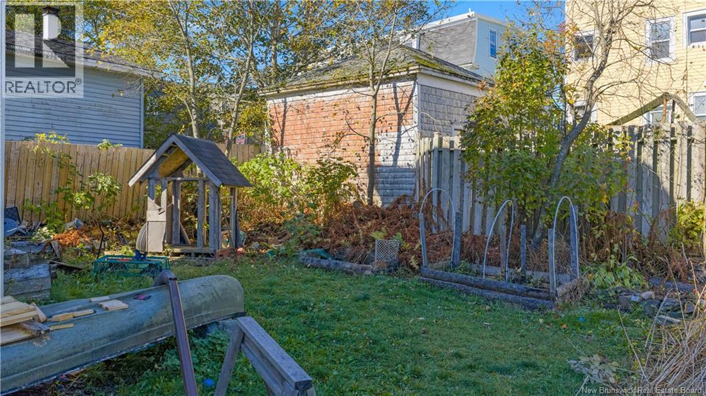 163 GUILFORD STREET - 26