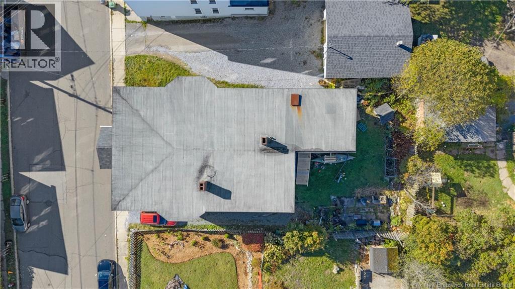 163 GUILFORD STREET - 27