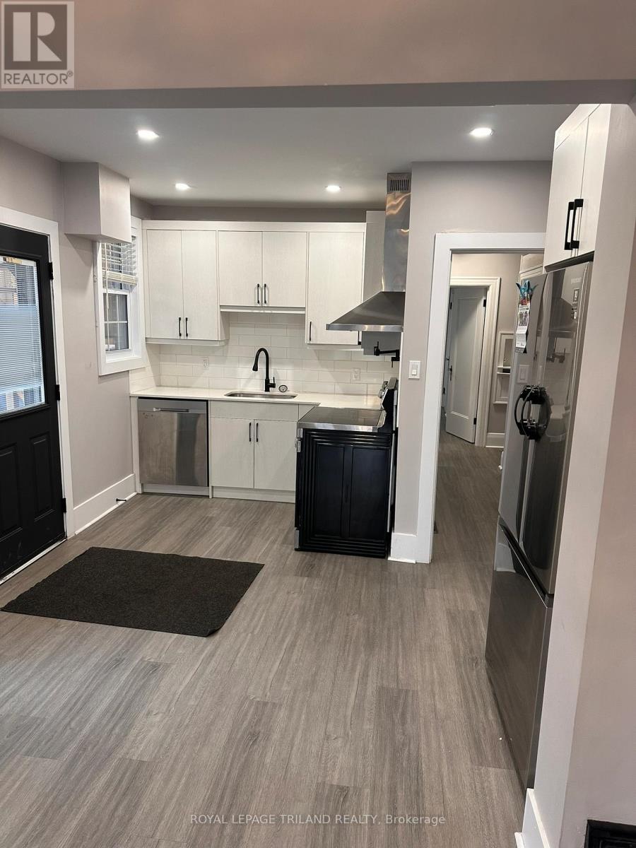 1 WOODLAND PLACE - 34