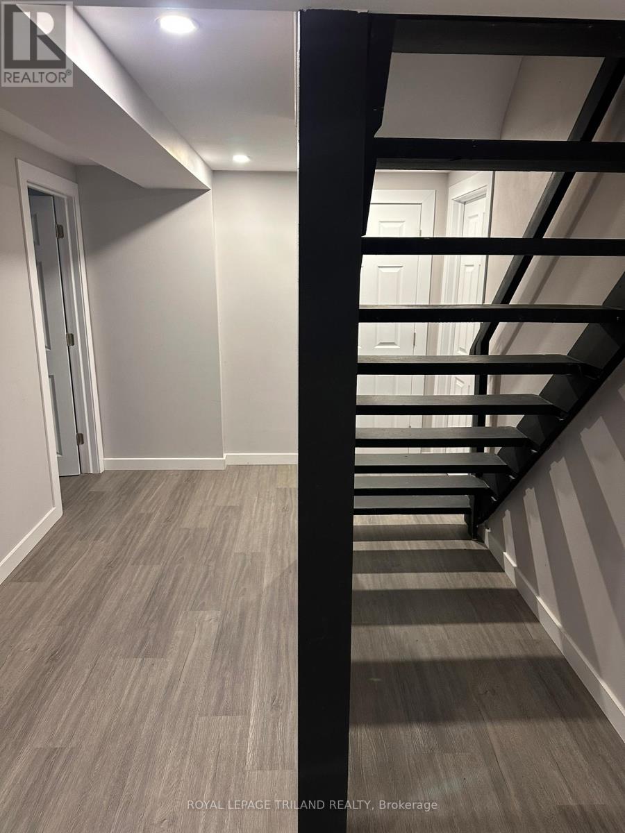 1 WOODLAND PLACE - 33
