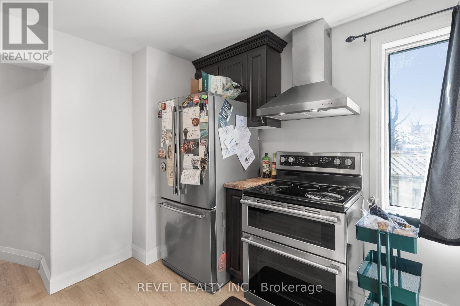 78 WILLIAM STREET S - 14