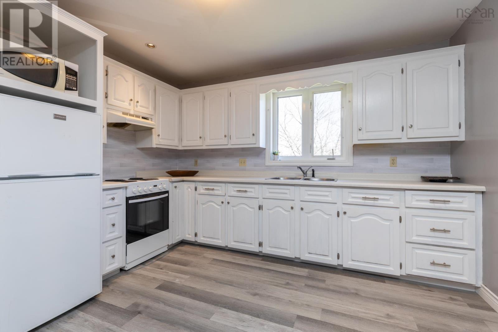 27 SOUTH OHIO CROSS ROAD - 24