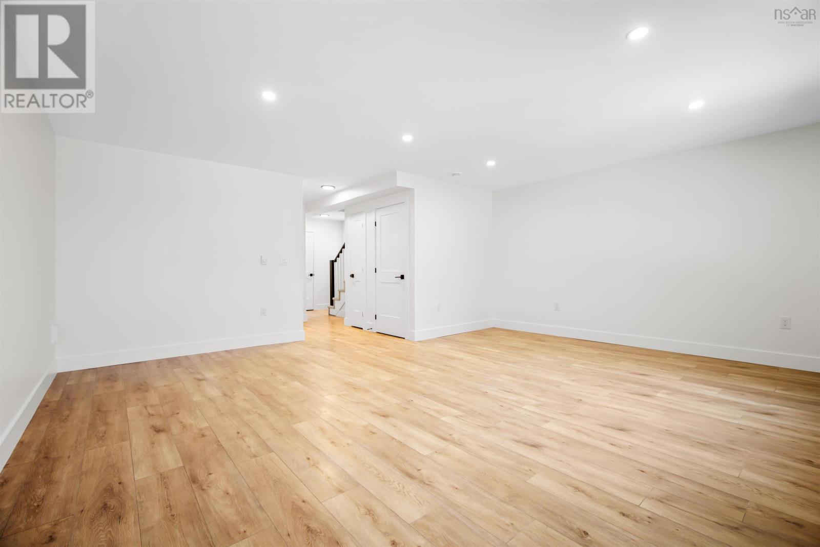 603 COWIE HILL ROAD - 35