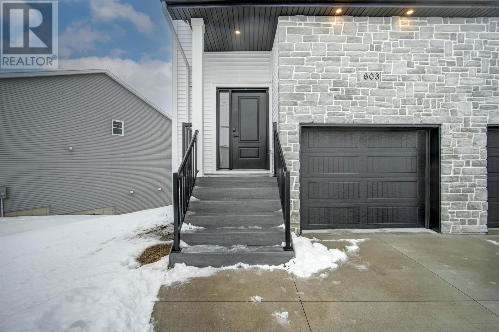 603 COWIE HILL ROAD - 40