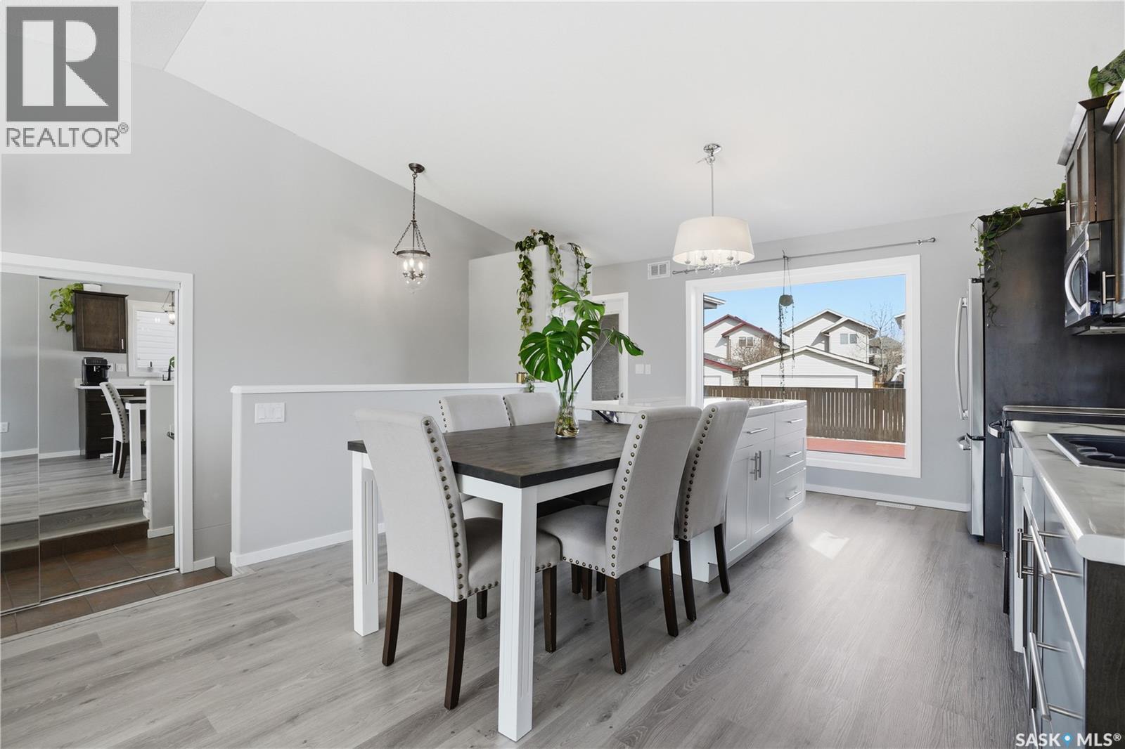 458 STENSRUD ROAD - 13