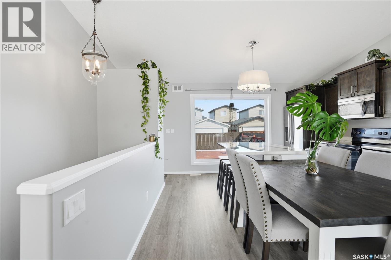 458 STENSRUD ROAD - 16