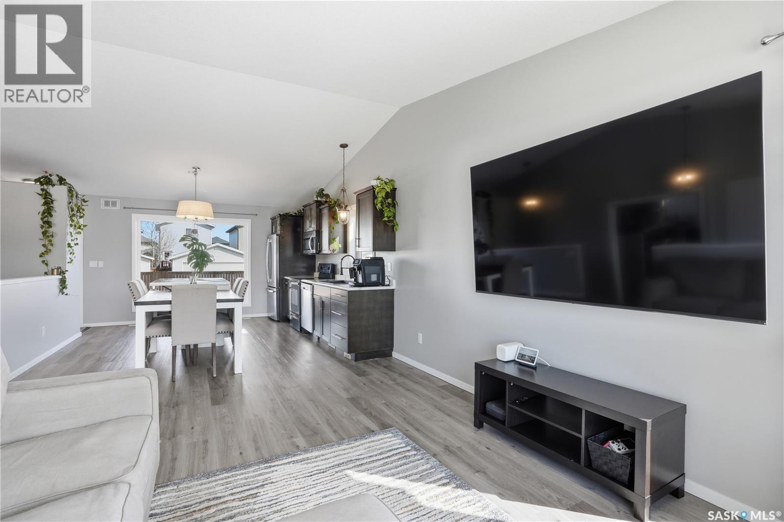 458 STENSRUD ROAD - 6