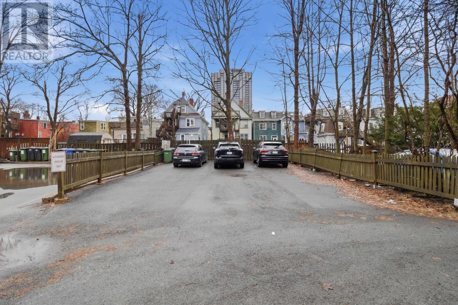 Property 37 of 48 of 1165 Tower Road