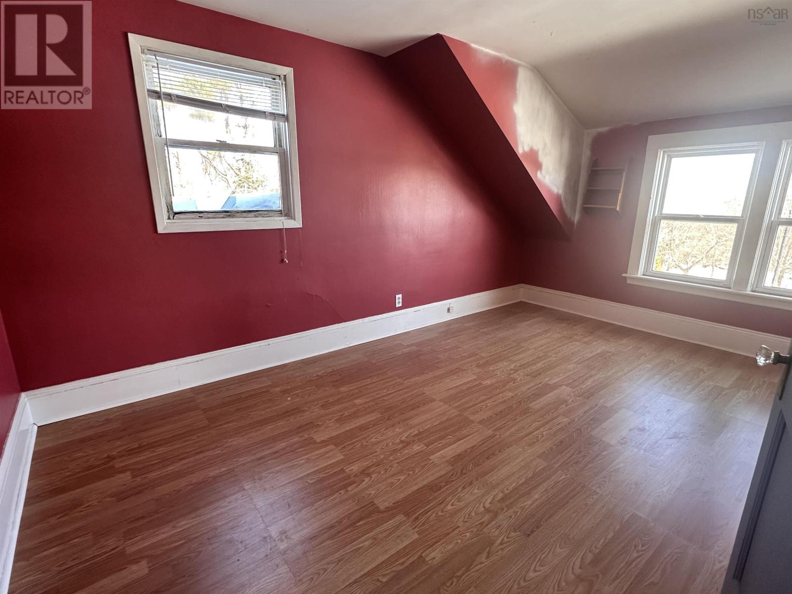 Property 22 of 26 of 131 Old Meeting House Road