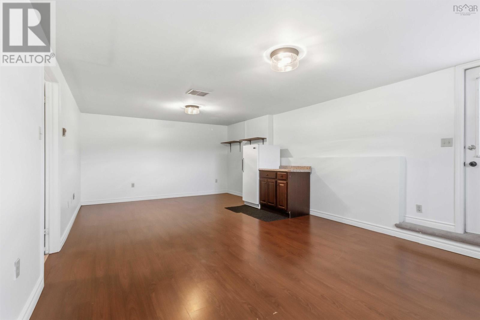 Property 25 of 31 of 152 MILLWOOD Drive