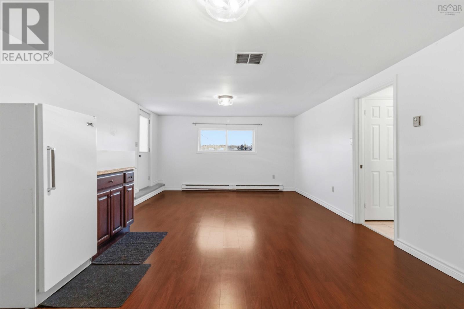 Property 27 of 31 of 152 MILLWOOD Drive