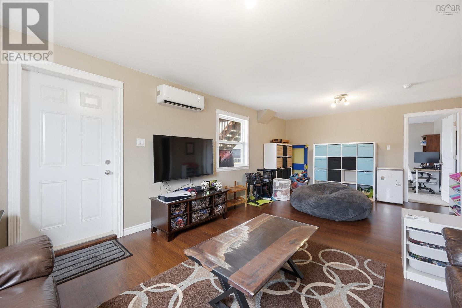 Property 38 of 51 of 397 Hemlock Drive