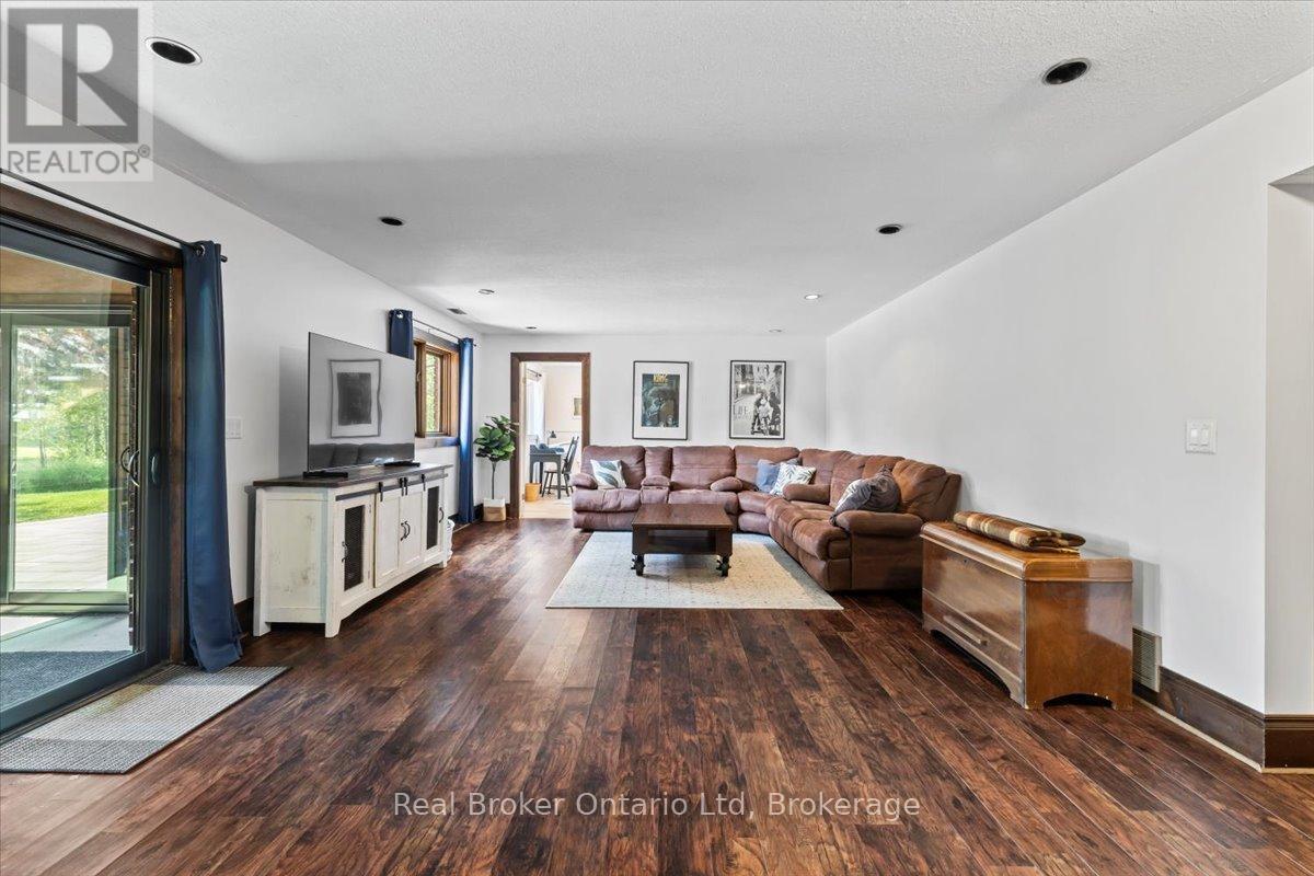 814222 GREENERY LANE - 37