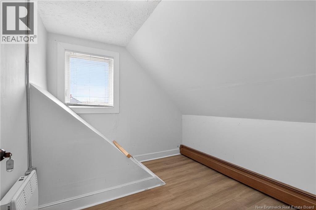 1053 BAS CAP PELE - 22