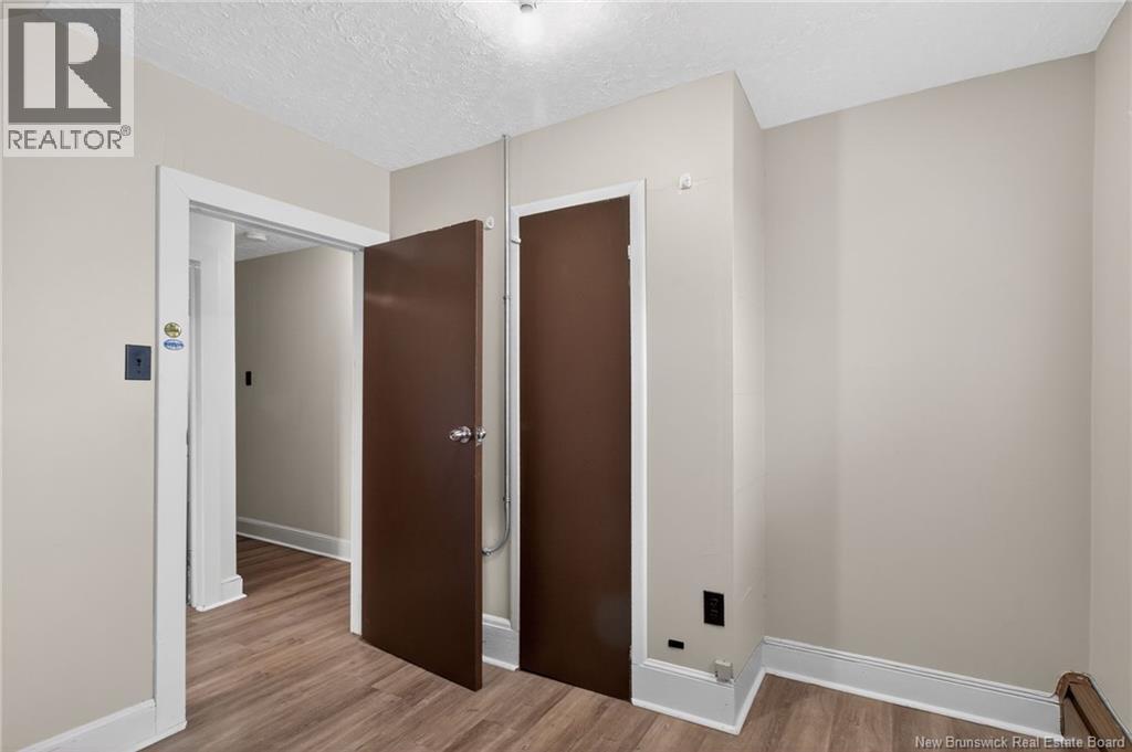 1053 BAS CAP PELE - 33