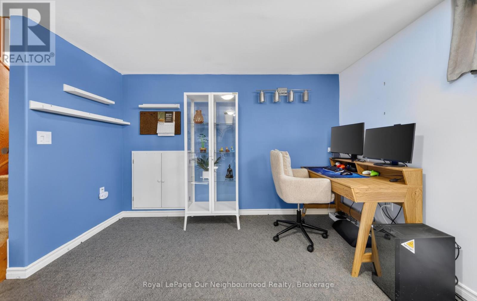 66 SIDNEY CRESCENT - 19