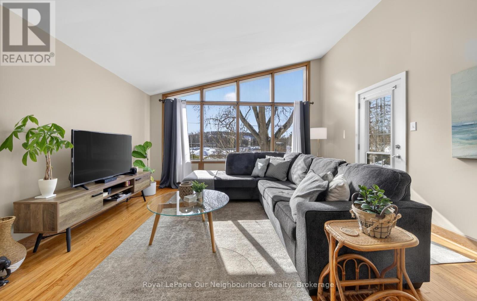 66 SIDNEY CRESCENT - 5