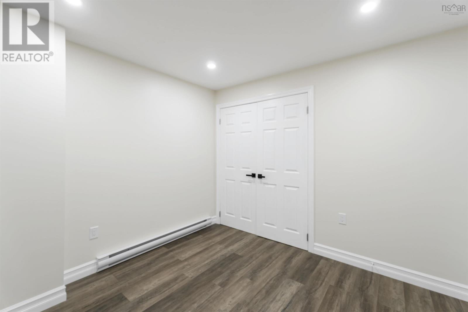 Property 21 of 37 of 109 Second Ave Avenue