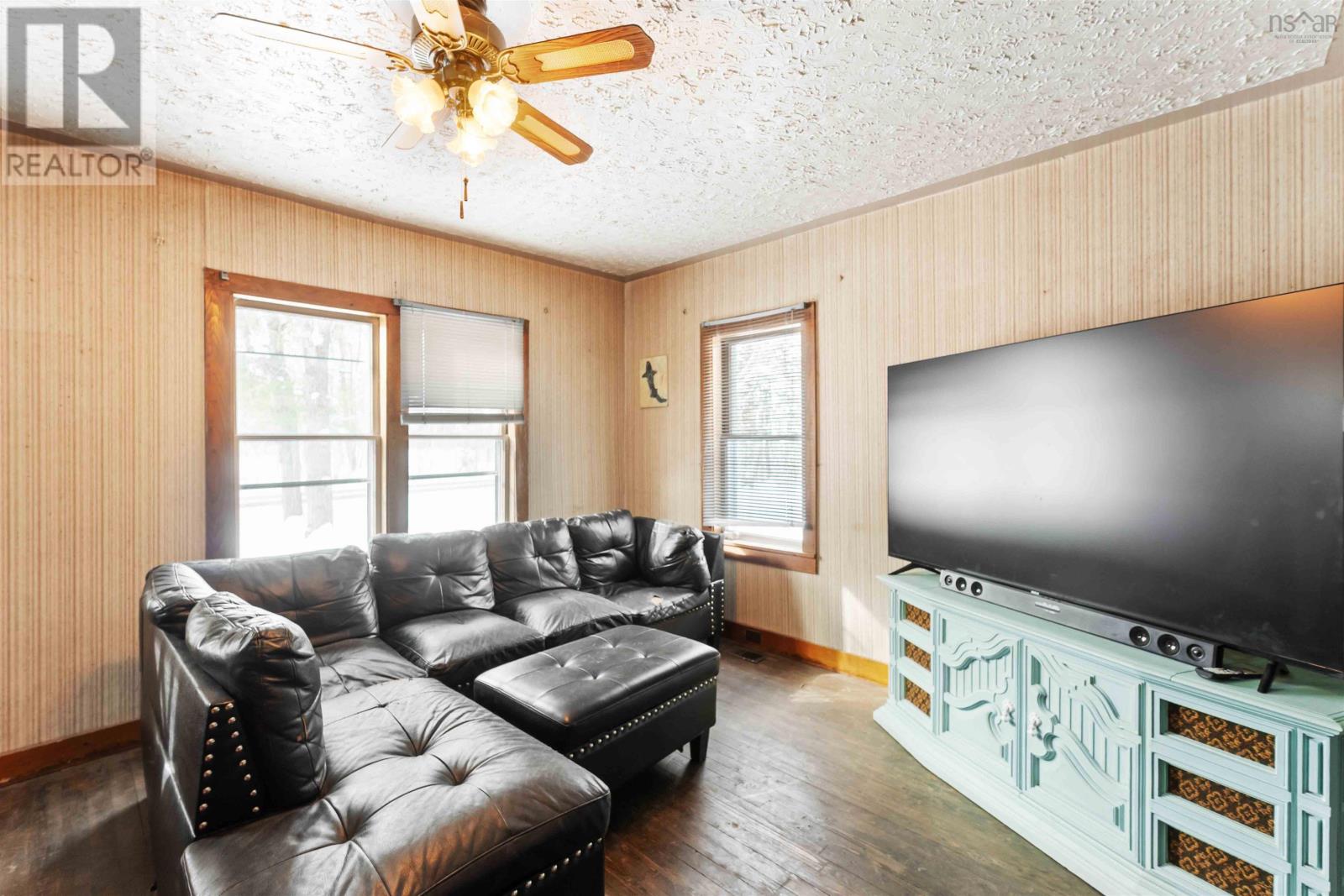 Property 15 of 33 of 729 North Range Cross Road