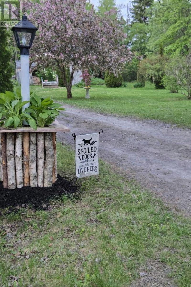 Property 32 of 33 of 729 North Range Cross Road