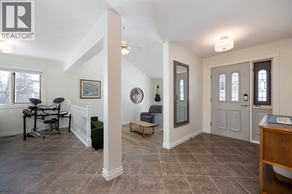 113 Silverdale Garden, Fort McMurray