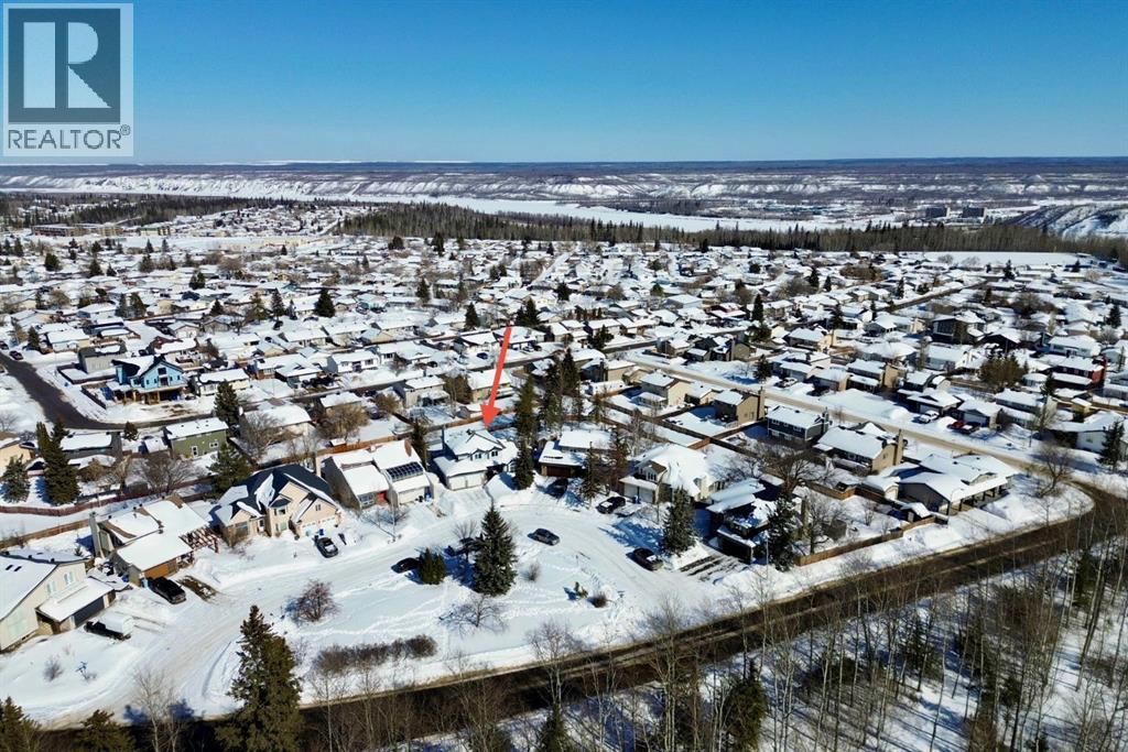 113 Silverdale Garden, Fort McMurray