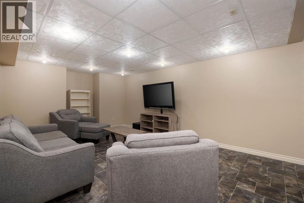 113 Silverdale Garden, Fort McMurray