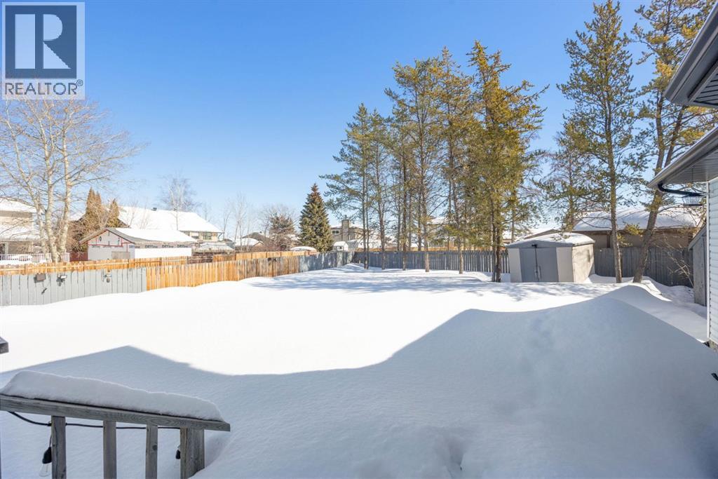 113 Silverdale Garden, Fort McMurray