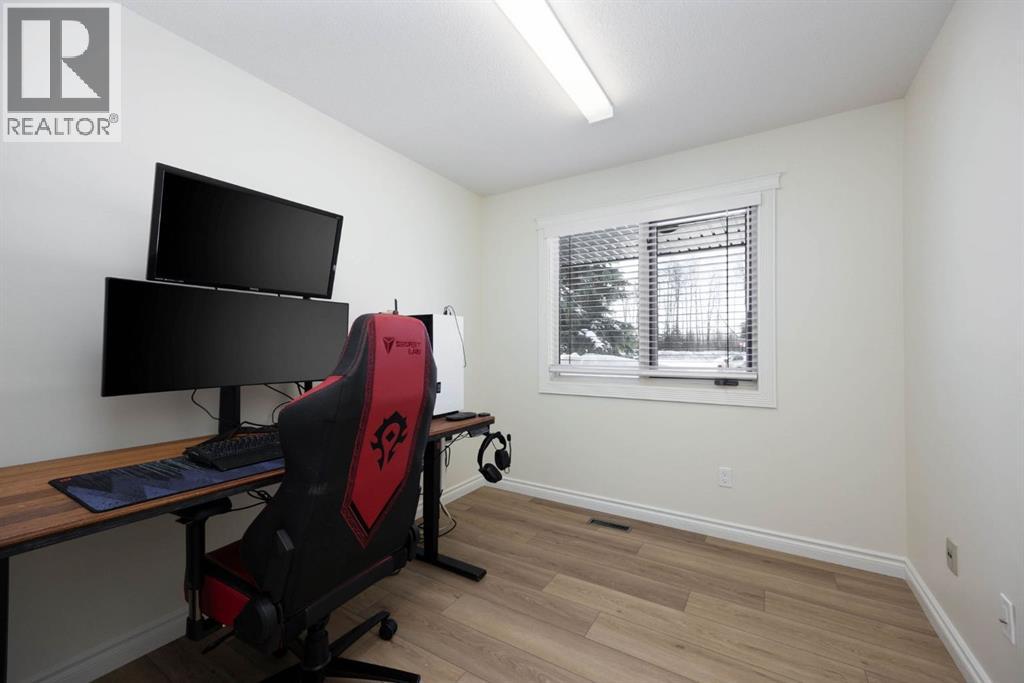 113 Silverdale Garden, Fort McMurray