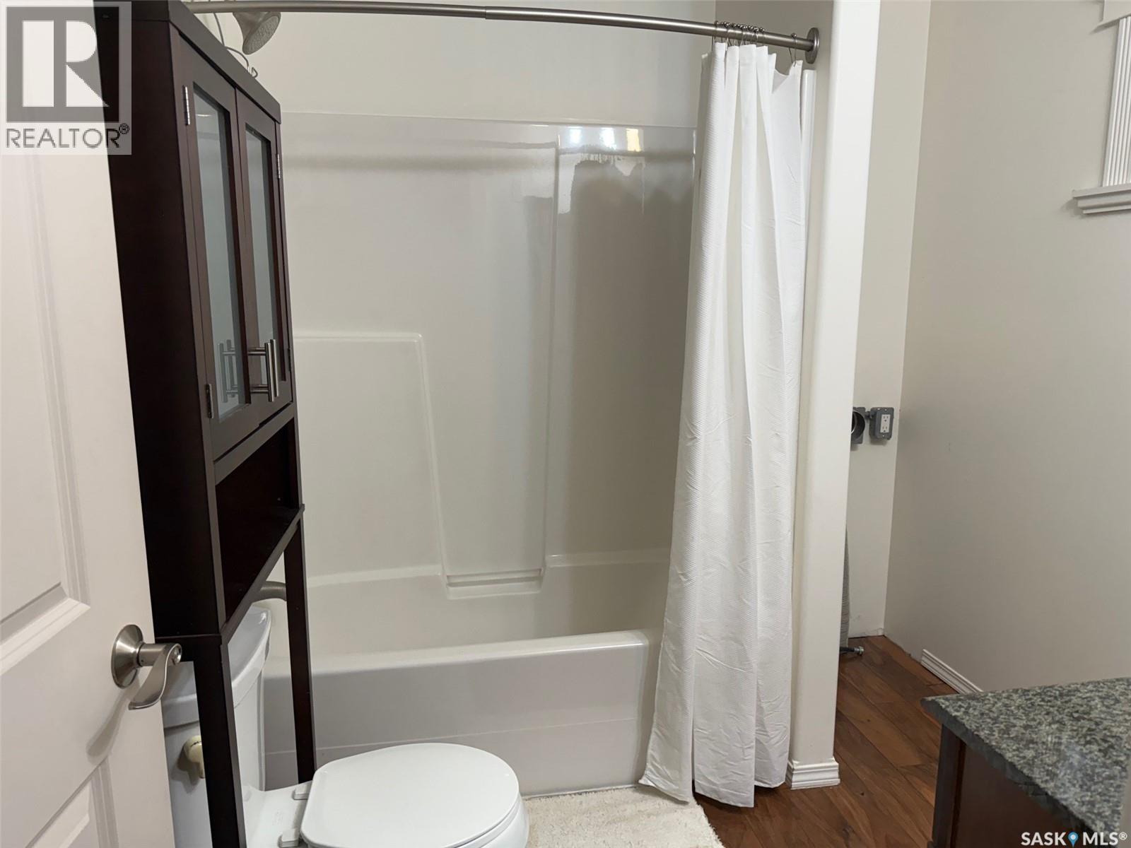 502 SOUTHSHORE DRIVE - 27