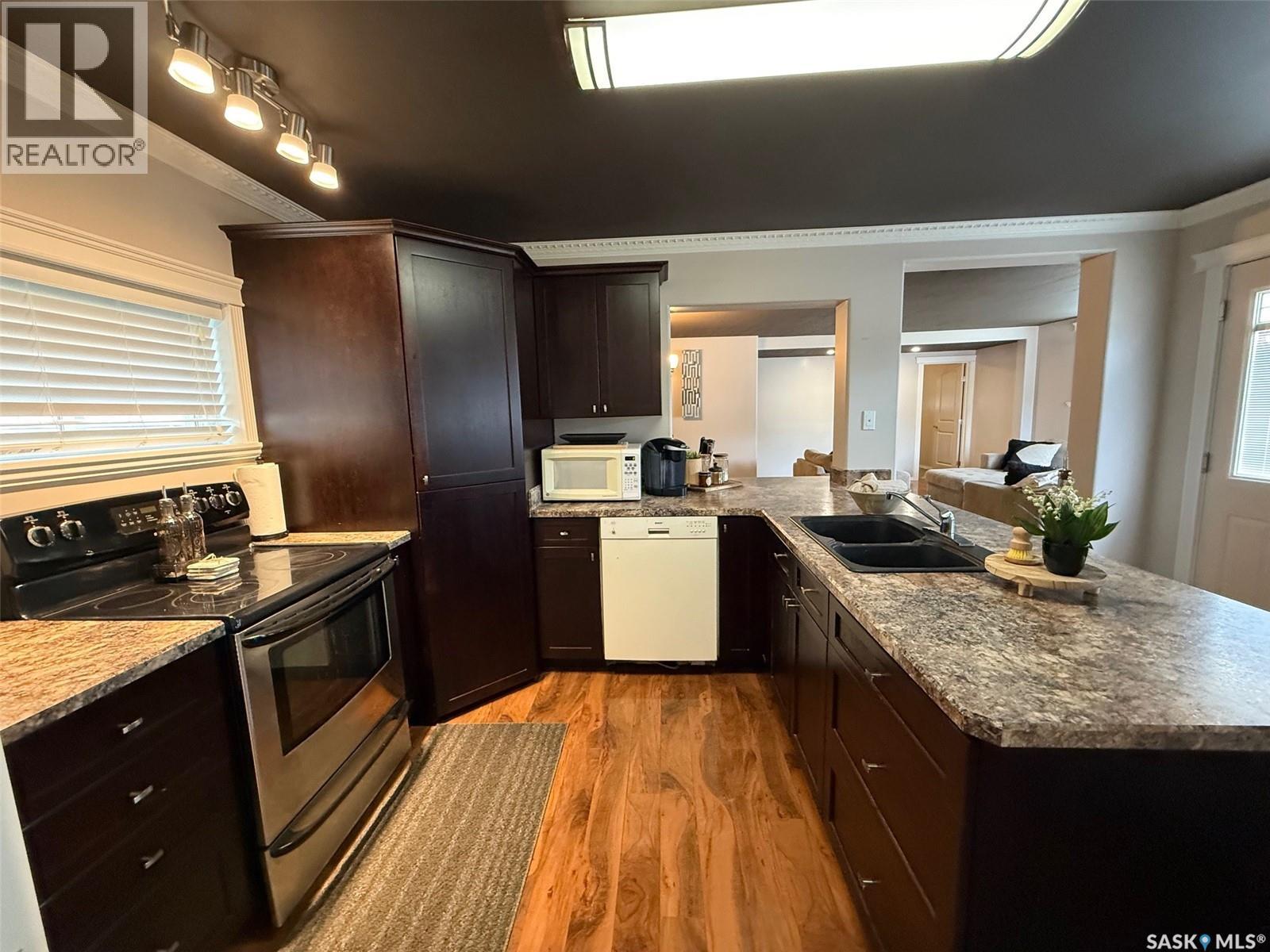 502 SOUTHSHORE DRIVE - 8