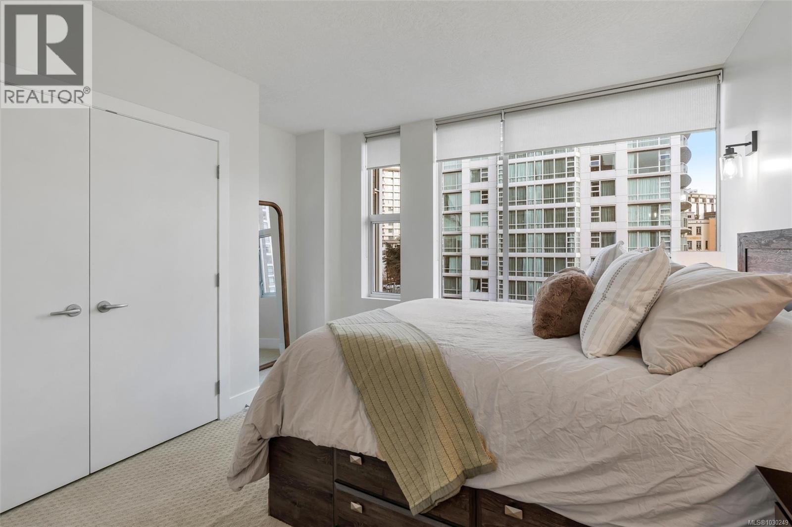 #N607 737 HUMBOLDT ST - 11