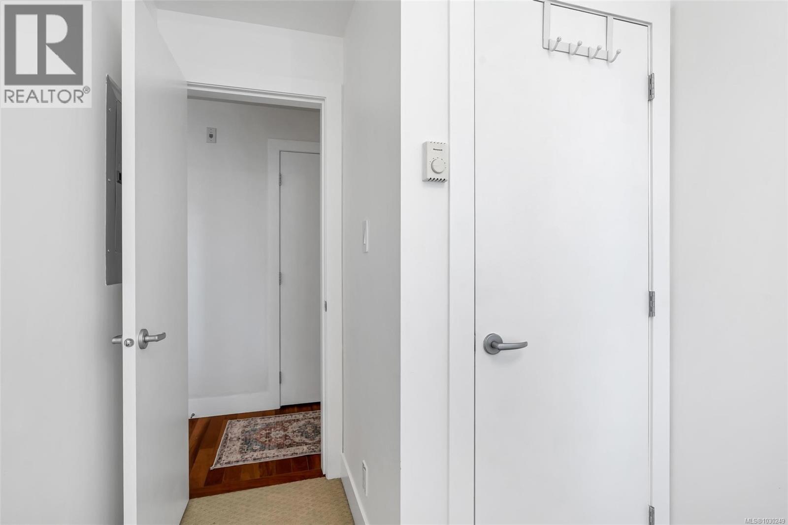 #N607 737 HUMBOLDT ST - 14