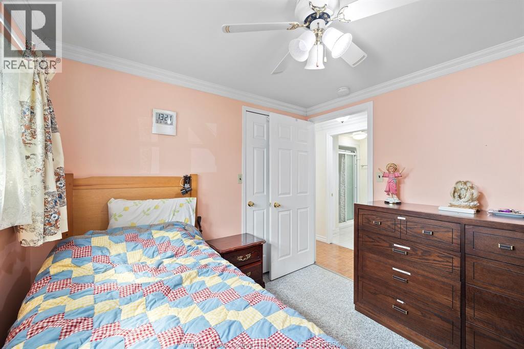 111 DANA DRIVE - 23