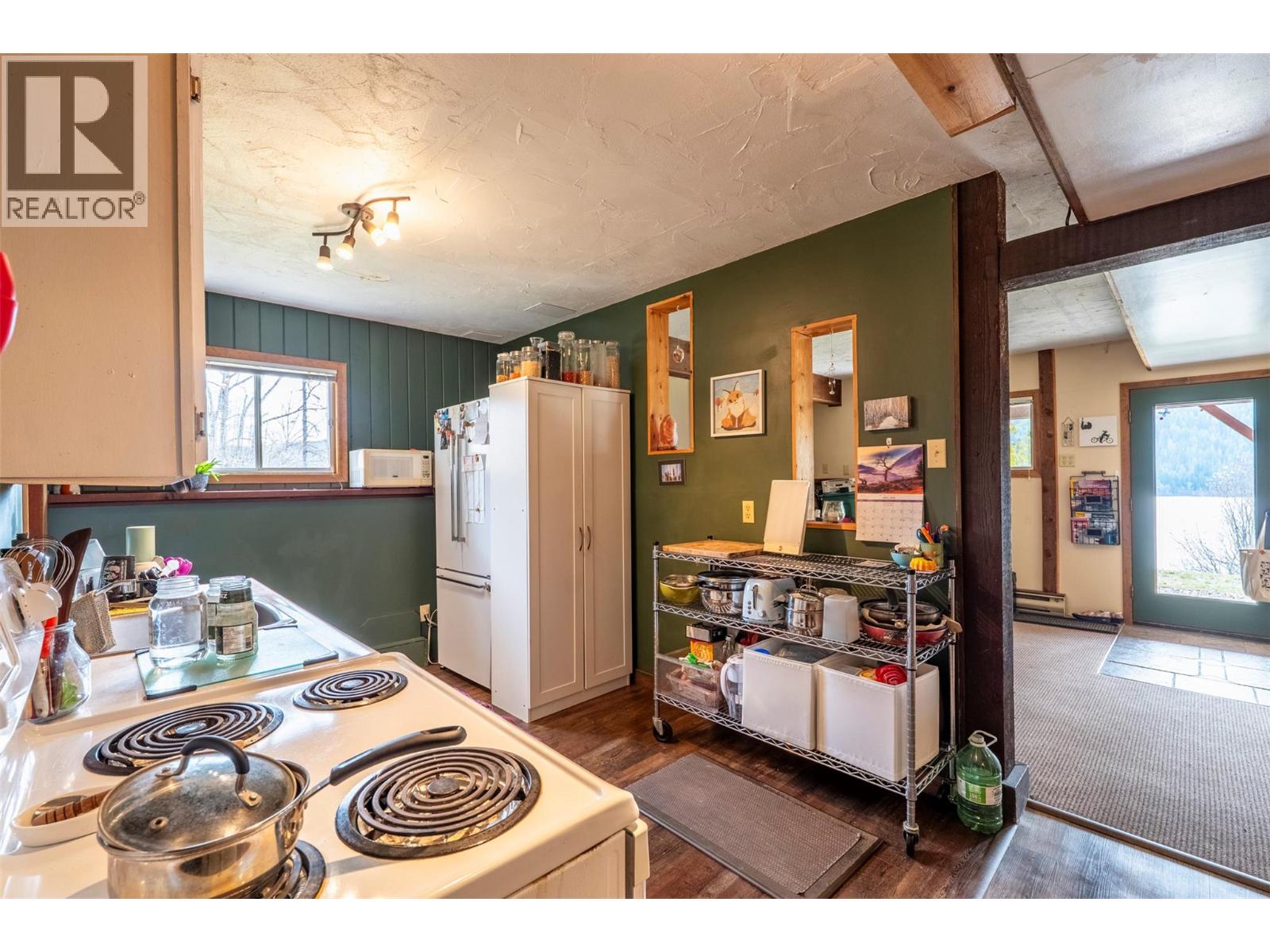 3169 Bainbridge Road, Nelson