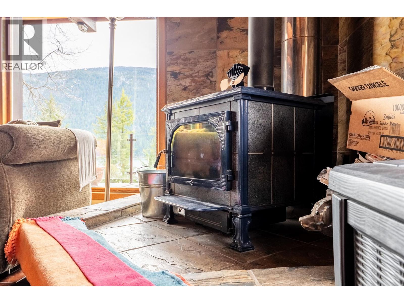 3169 Bainbridge Road, Nelson