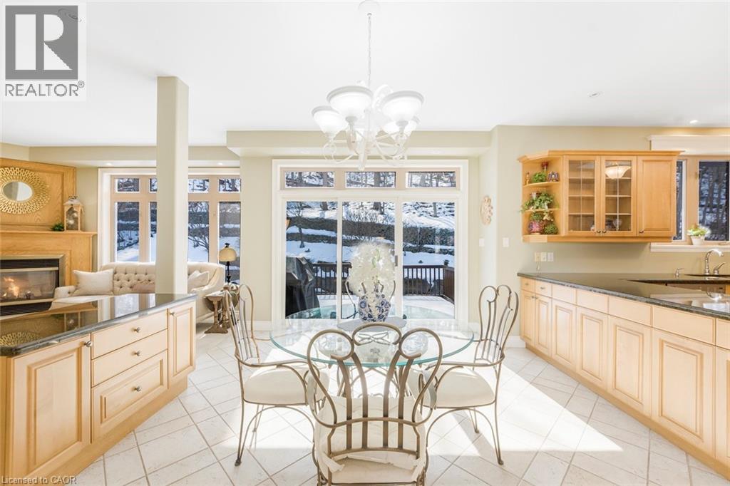 130 DORCHESTER Drive - 9