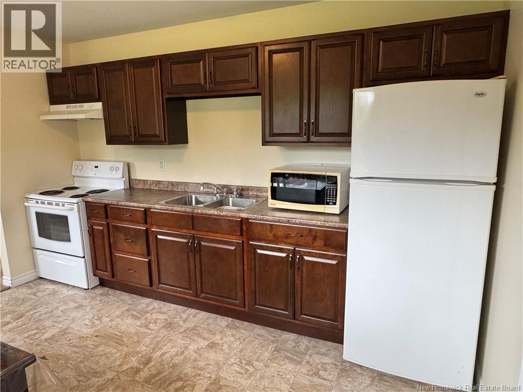 1080 BEACONSFIELD ROAD - Image 3