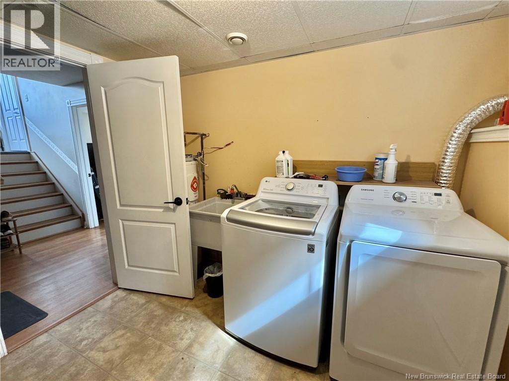 33 LANSDOWN AVENUE - 37