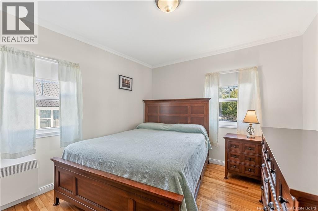 86 MARKS STREET - 16