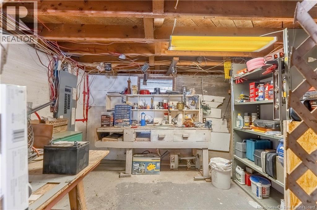 86 MARKS STREET - 35