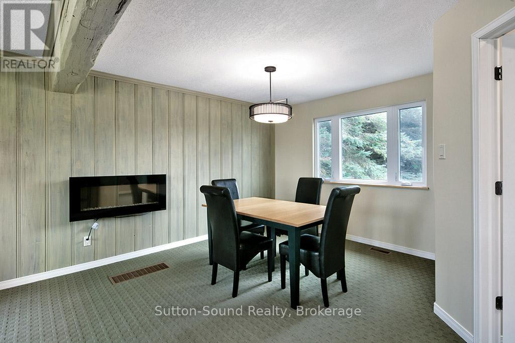 660 MAIN STREET - 23
