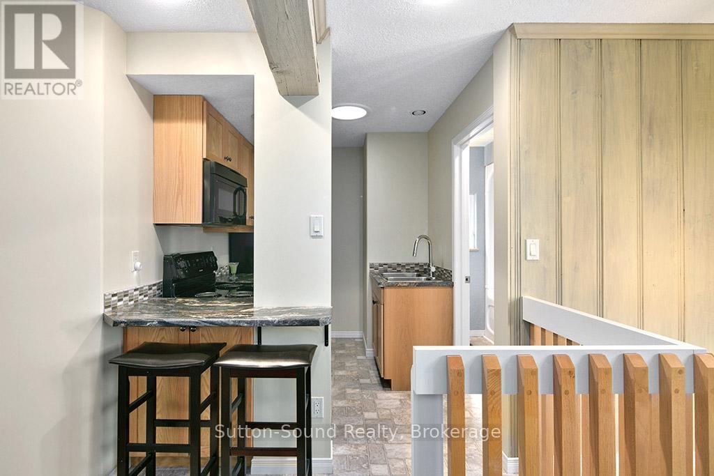 660 MAIN STREET - 25