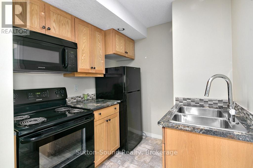 660 MAIN STREET - 26