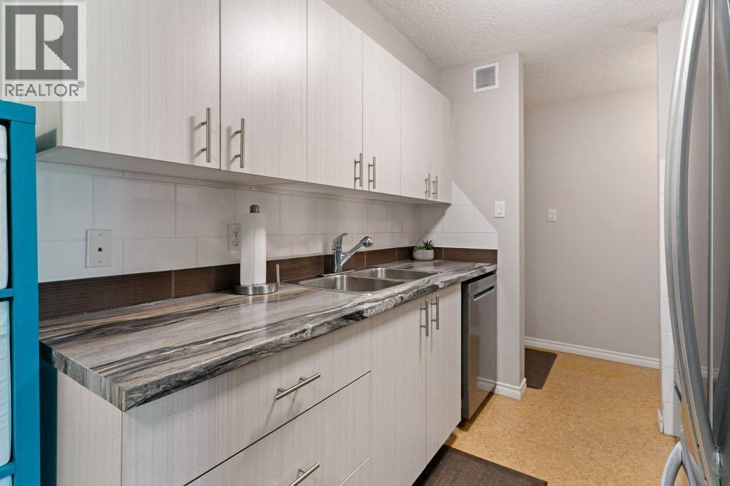 Single Family House for Sale in   Elbow Drive SW Haysboro Calgary 