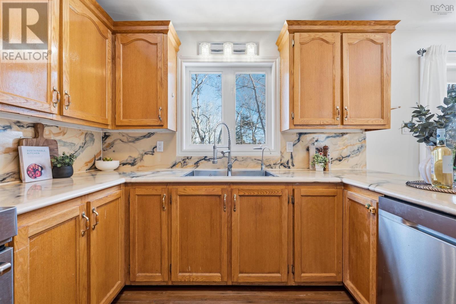 19 KILBRIDE DRIVE - 12