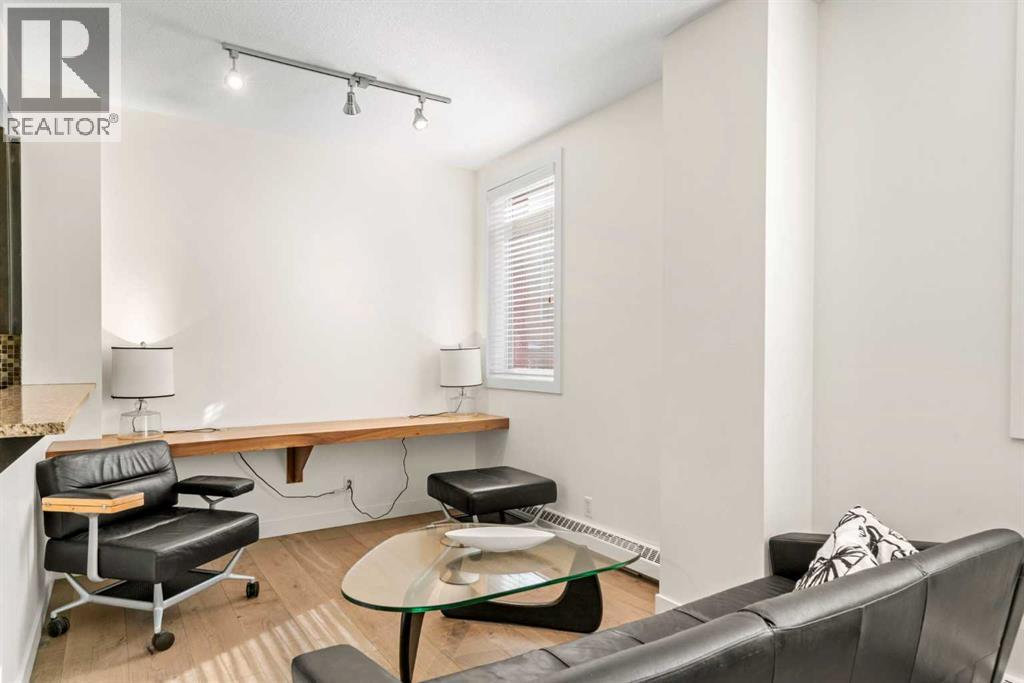 Single Family House for Sale in    Avenue SW Mission Calgary 