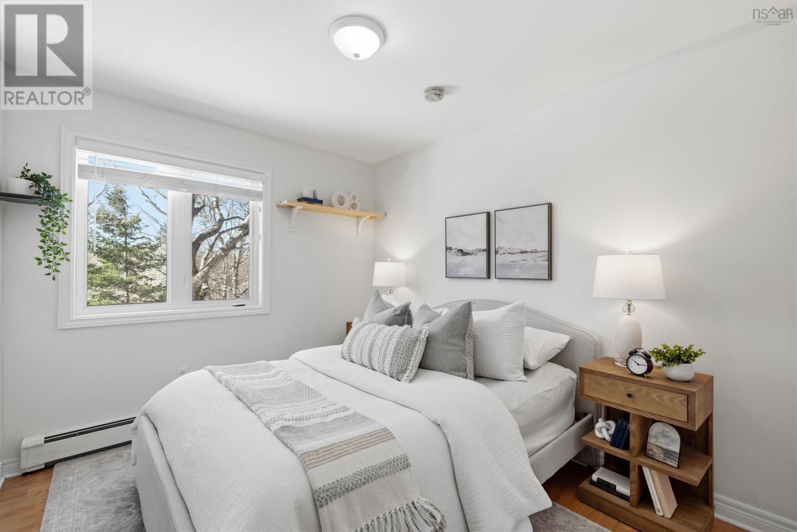 19 KILBRIDE DRIVE - 24